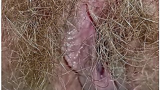 Perverted Mom Farting Long Loudly And Pissing At The Morning With Perv-mom