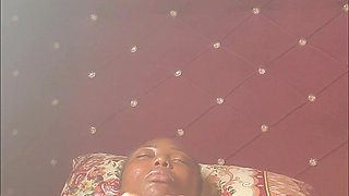 Naughty petite Feeling bored and honey,I decided to play with my fingers, pussy and breast