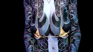 Yakuza Girl Lap Dance 2