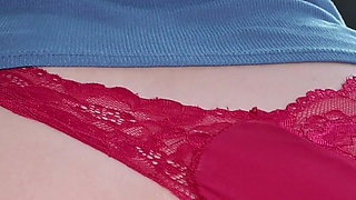 Bubble Butt Brunette Fucked in Car - Riding Big Dick Cream in Pussy