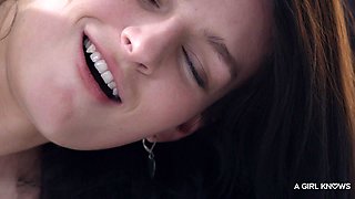 Leanne Lace's Naughty Morning Tryst Fuels Wild Passion