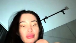 Brunette Solo Webcam Masturbation