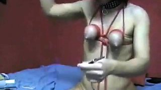 Bondage Play on Webcam: BDSM Titillation