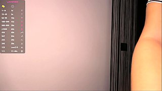 amateur vip ass flashing boobs on live webcam