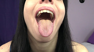 My Long & Thick Tongue-wmv