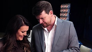 WIFEY Hotwife Enjoys Ultimate Gangbang