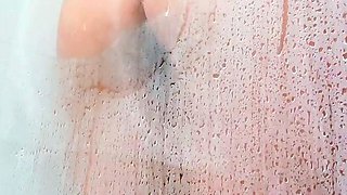 amateur candy i flashing ass on live webcam