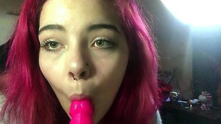 Redhead teen Camgirl toys her pristine pussy