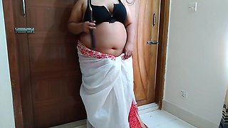 35 Years Old Tamil Stepmom Very Horny, She Wants My Big Cock, Then Fuck Her