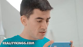 Reality kings - hot cougar Isabelle Deltore\u2019s toy flash in the tub entices jordi into fucking shower Anal Sex