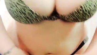 amateur amali2015 flashing ass on live webcam