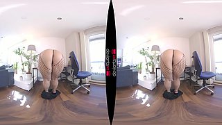 Naughty Look - DeviantsVR