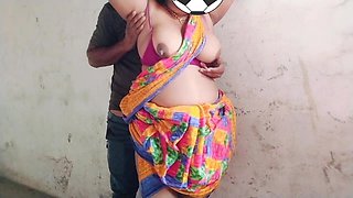 Indian Desi Aunty Ko Store Me Gaand Maari Bahut Mazaa Ayaa 3.7 M View