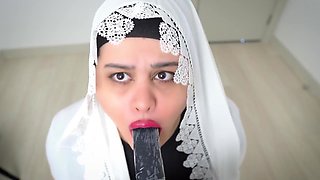 Real Arab Stepmom In Hijab Squirting Wet Pussy Dildo