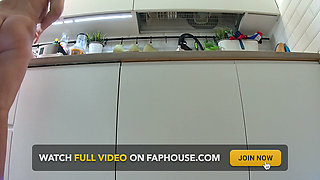 Cooking Naked in the Kitchen 31952