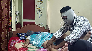 Desi Stepmom Seducing Her Stepson While Massage Her Leg