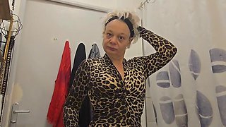 MILF Mature a Bit Bitch Likes Sex