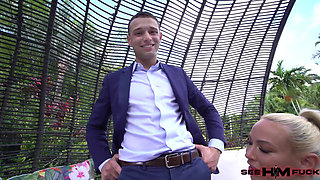 Curvy Cougar Mellanie Monroe Worships Hung Johnny Love Hard!