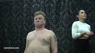 Mistress Nomi Slap the Slave's Face!