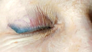 Mature Lady Facecum Huge Load on Eye