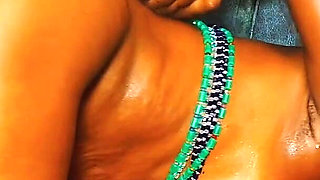 Onion Round Booty Spanked Riding Pato BBC Till Pussy Cream