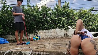 Stepmom Her Pool Her Trapped Puts Two Hands in Her Fisting Ass