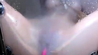 18yo teen screaming in orgasm after huge squirt