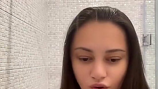 Cum with Me in Snapchat Shower