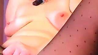 Having Fun with Fuck Machine and Clit Vibrator