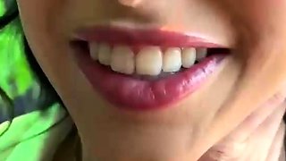 Perfect-Body Gal Penelope Woods Gives Head After A Date