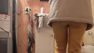 Wet Mess Pussy in Shower Time