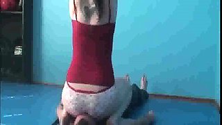 Femdom Norah 21 crushes my face