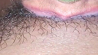 Hot Babe's Erotic Blowjob in a XXX Mms