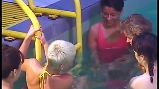 Tabu Film Classic: Bathing Fun