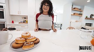 Kitty's Interracial Breakfast Passion in a Wild Spicy Scene