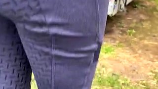 Amateur Foot Fetish Girlfriend Sucks and gives a Footjob