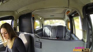 Chick fake taxi - chesty blond lu elissa munches her first ever pussy