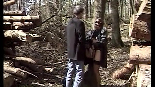 Fetish Session with a German Mature Lady Who Got Her Pussy Shaven
