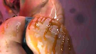 Amateur Ebony MILF Masturbating