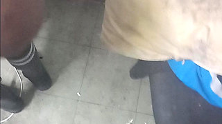 Stepdaughter Tease Her Ass to Stepdaddy, She Rubs Her Ass on His Cock