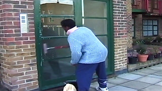 Big Omar's British Adventures: Rear Window Cleaner (2001)