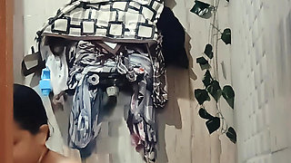 Stepsister Shower Surprise Woman Shows Her Body