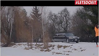 Vanessa Decker Dresses Up In Kimono For Sensual Sex