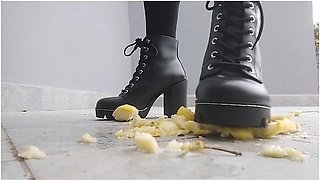 Lady Nymphelin Breaks Things All For You