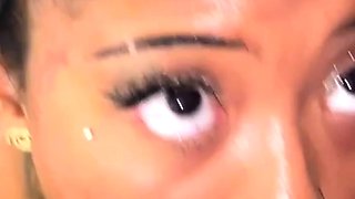 Mexican Throat Goat @lola.bunnyz