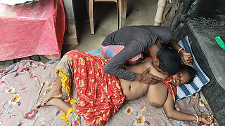 Housewife ki gand aur chut Main land Dala
