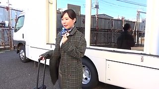 Sdmm-233 Magic Mirror Bus: Sod-style Sexual Harassment Training For Active Flight Attendants! Can These Active Flight Attendants Handle Being In Their Black Pantyhose With Professionalism?? Limited To Gentle Flight Attendant Girls Just Before/after