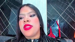 Amateur Big Boobs jerks Big Dick