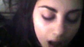 arab comes in his gf mouth